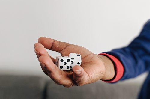 How to Teach Math Without a Curriculum - easy ways to teach kids math