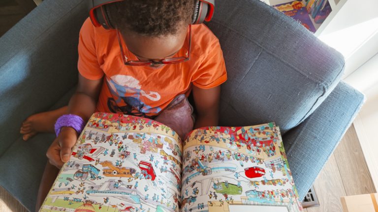 26 Activities for Kids to do While Listening to Audiobooks