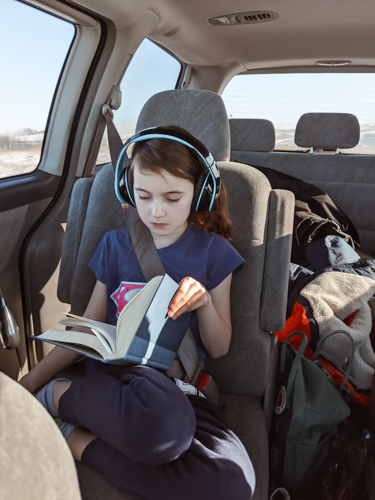 24 Activities for Kids to do While Listening to Audiobooks