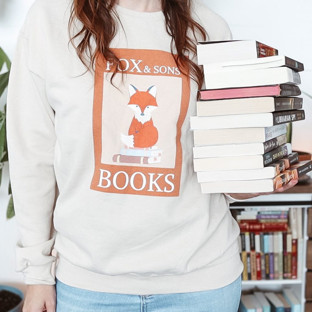 Fox Books Shirt - Chantel Reads All Day